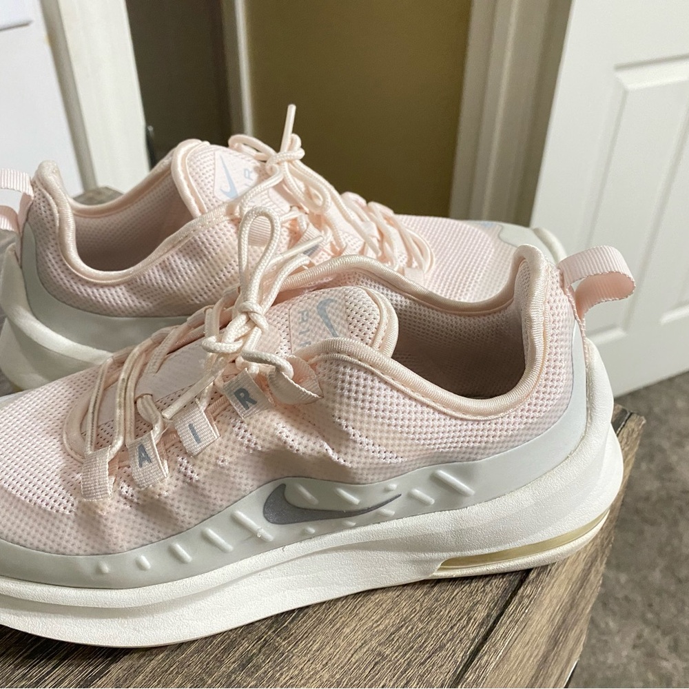 Air Max Axis - image 3